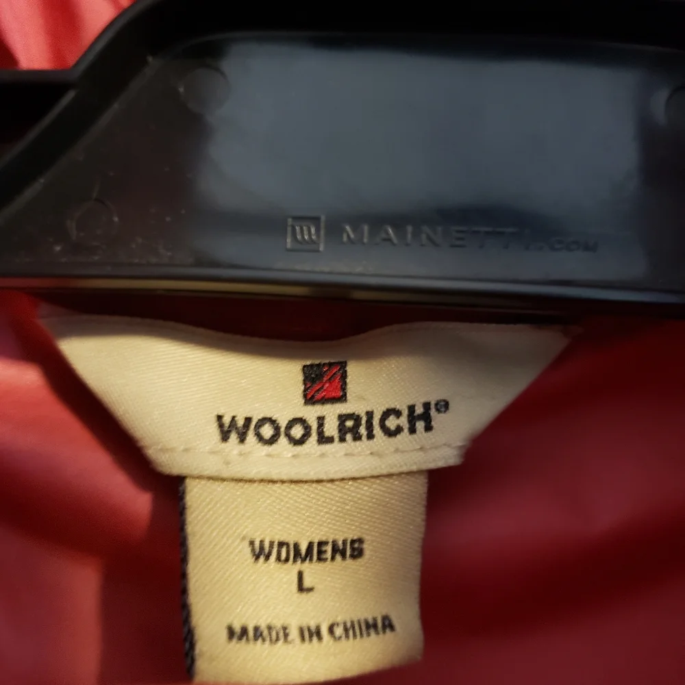 Women's Woolrich Windbreaker - Picture 2 of 3